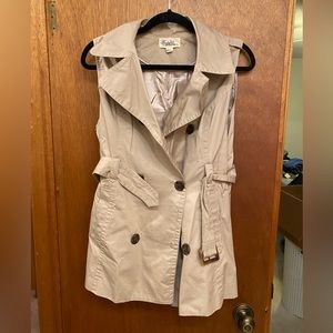 Trench coat vest